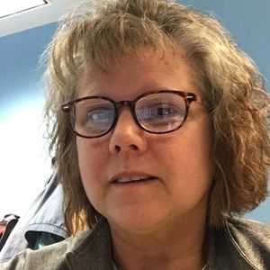 Meet your Posher, Suzanne